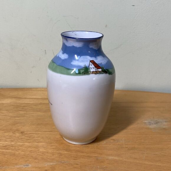 Royal Bayreuth Bavaria Porcelain Vase Featuring Hand Painted Village Life Motifs - Picture 3 of 12